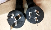 為什么你的檢針機(jī)電源線會(huì)燒會(huì)短路？因?yàn)槟阗I的不是真國(guó)標(biāo)檢針機(jī)電源線！